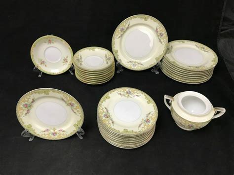 Noritake Morimura China 29 Pieces In Total Floral Print M Marked