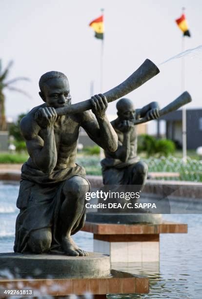 15 Kwame Nkrumah Statue Stock Photos High Res Pictures And Images