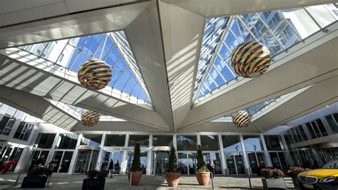 Tivoli Hotel - Hotel located in downtown Copenhagen!