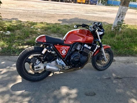 Honda Cb 400 Sf Cafe Racer Honda Cb400 Cafe Racer By Retrorides