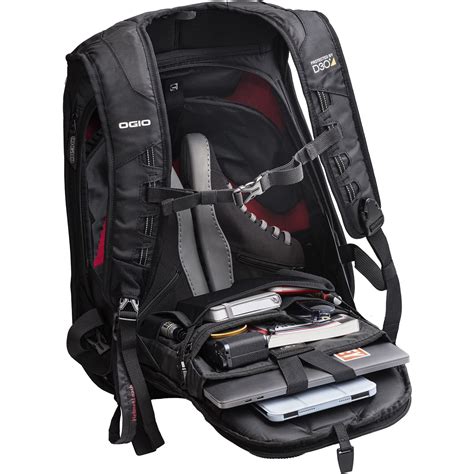 OGIO No Drag Mach 5 with D30 back protector | Backpacks & Bags | Freewheel