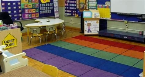 Classroom Rugs - Kid Friendly Designs | Classroom rug, Classroom ...