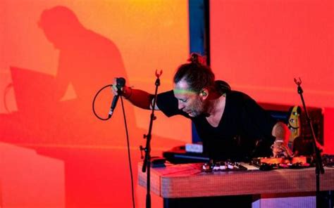 Thom Yorke Ha Condiviso Un Nuovo Singolo Hands Off The Antarctic