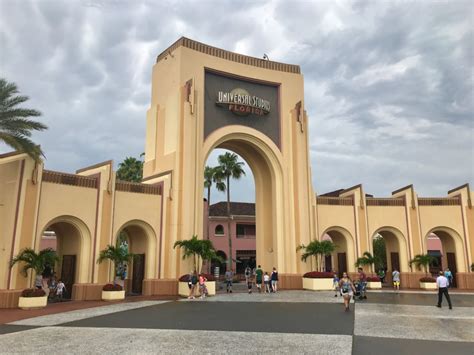 Video New Universal Orlando S Cinematic Celebration LaughingPlace