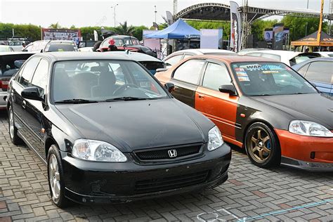 Fondo Honda Civic Exhibido En La Exhibici N Bumper To Bumper Car Foto