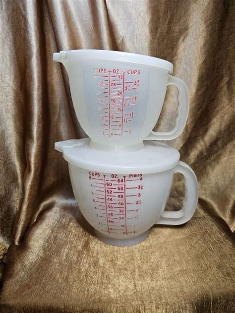 Vintage Tupperware Mix N Store 8 Cup 2 Qt 4 Cup 1 Qt Pitchers With