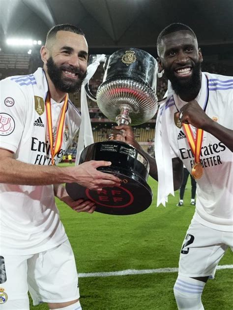 Real Madrid S Karim Benzema Matches Marcelos Club Record Trophy Haul