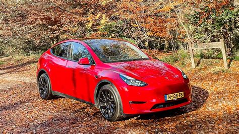 The 10 Fastest Electric Cars You Can Buy Right Now Toms Guide