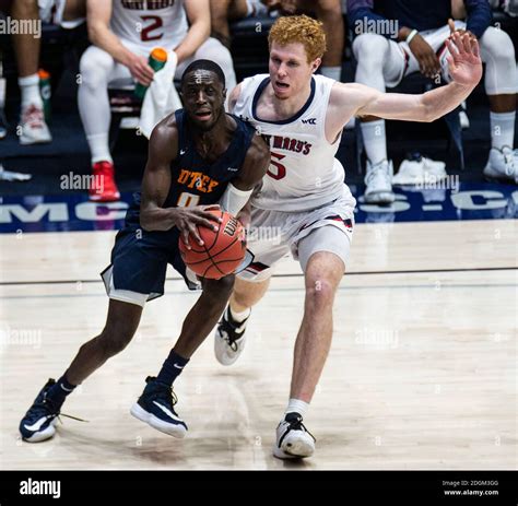 Moraga Ca Us 08th Dec 2020 A Utep Miners Guard Souley Boum 0