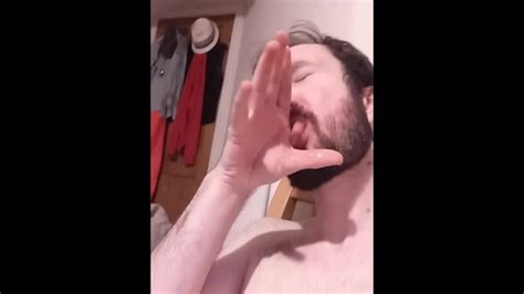 荡妇喜欢喝美味的鸡巴 Pornhub Gay