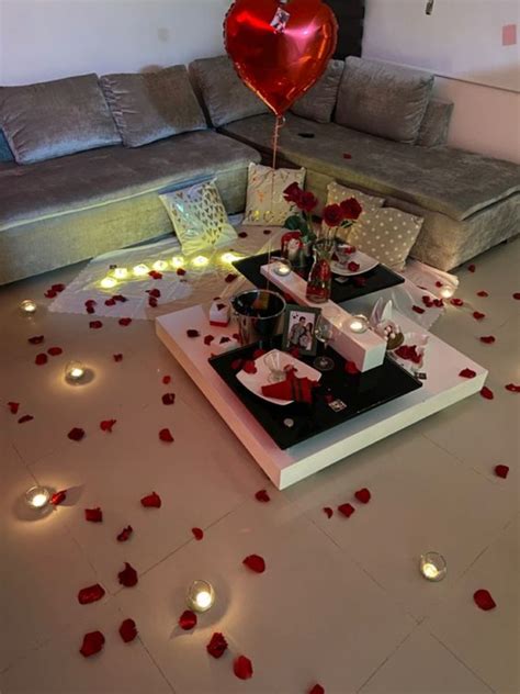 30 Romantic Date Night Ideas HubPages