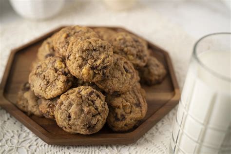 Buttery Chocolate Chip Cookies