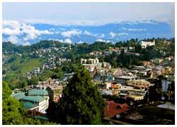 Best Darjeeling Honeymoon Tour Packages For Couples