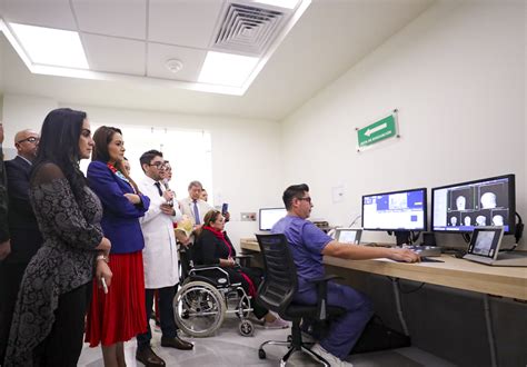 Con 160 Millones De Pesos Tere Jiménez Inaugura Unidad De Radioterapia La Más Equipada En El País