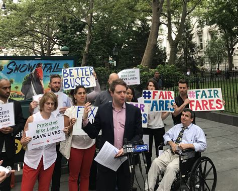 7 Transit Commitments Advocates Want From Candidates This Year