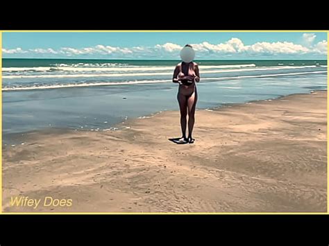 MILF Public Nudity Exhibitionist XNXX