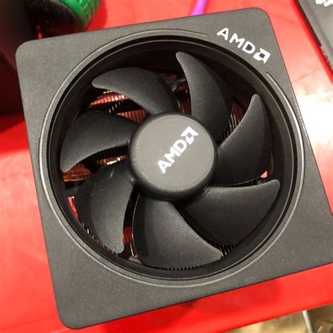 Amd Ryzen Wraith Max And Ryzen Wraith Spirenon Rgb Cpu Cooler