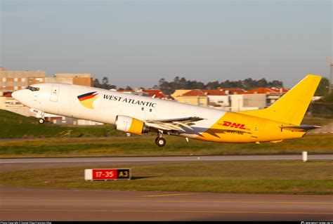 EC NMK Swiftair Boeing 737 406 SF Photo By Daniel Filipe Francisco