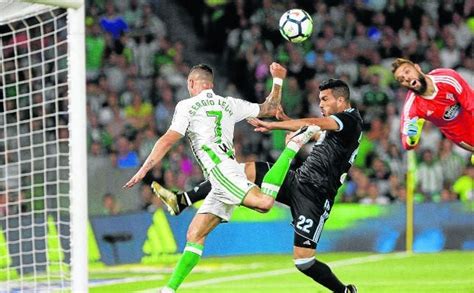 Se Comprime La Lucha Por Europa Estadio Deportivo