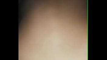 folle et excitée à quatre pattes XVIDEOS