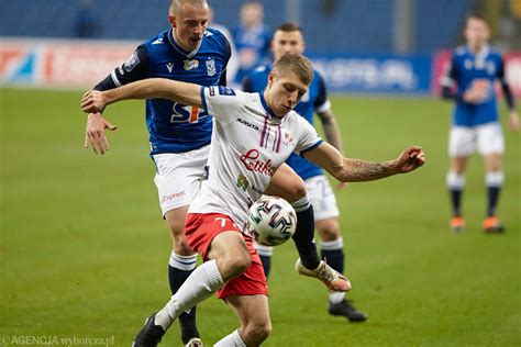 Lech pokazał Podbeskidziu Bielsko Biała miejsce w szeregu Wysoka