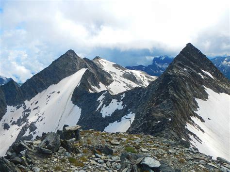 Piz Valdraus Wanderung von der Medelserhütte über Fuorcla Sura