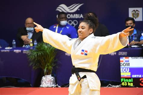 Levantamiento De Pesas Y Judo Obtienen Primeras Medallas Oro Plata Y