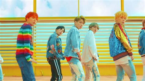 Bts Dna Is Now The Most Viewed K Pop Group Mv Of All Time Koreaboo