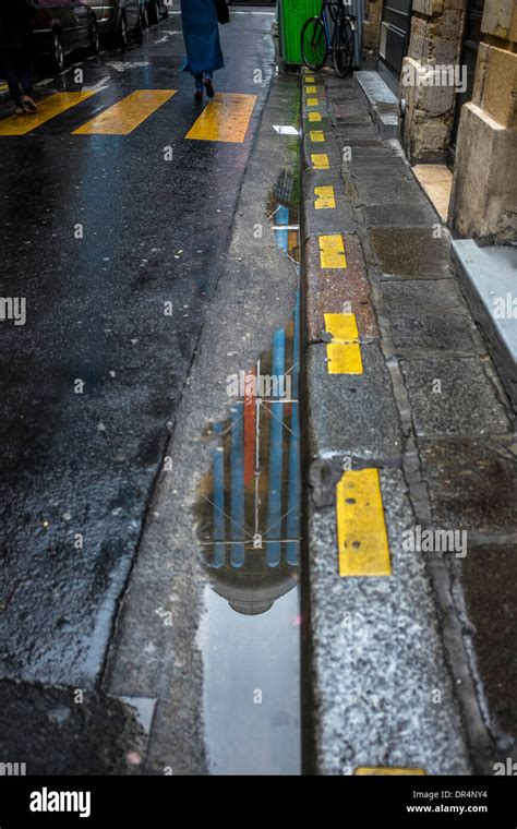 El distrito de le marais de paris fotografías e imágenes de alta