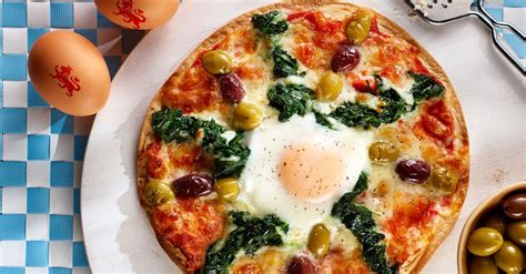 Tom Daleys “sun Ray” Fiorentina Pizza Egg Recipes British Lion Eggs