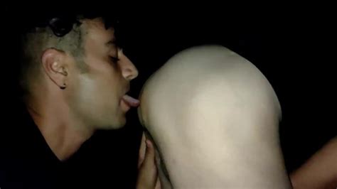 友達のお尻に舌と指を舐めて与える Pornhub Gay