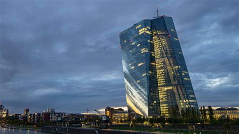 Ecb Raises Interest Rates By 75 Basis Points And Expects Further