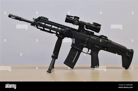 Japan Ground Self Defense Force S Howa Type 20 Assault Rifle Displayed For The Press At The