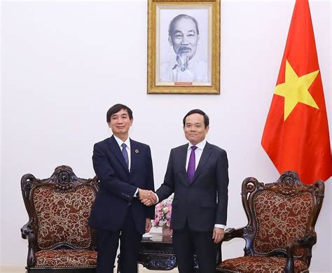 Le vice PM Trân Luu Quang reçoit le directeur général de l Union