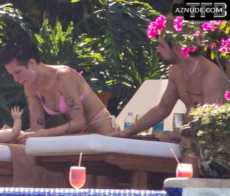 Halsey Sexy Seen Showing Off Her Hot Tits In A Bikini During Her Vacation In Mexico Aznude