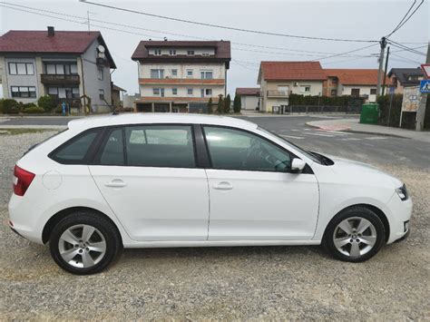 Škoda Rapid 1 6 TDI 2016 god