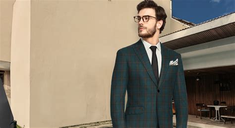 custom suits ai fitted bespoke tailored