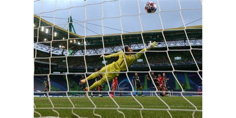 FOOTBALL Ligue des champions Le Bayern brise le rêve de Lyon