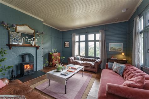 Casa de Otis em Sex Education está à venda