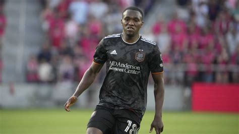 Houston Dynamo Blitz Chicago Fire Advance To Us Open Cup Semifinals