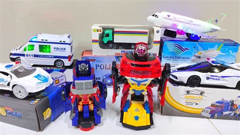 Mainan Mobil Mobilan Truk Robot Pesawat Ambulan Police Car YouTube