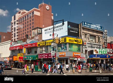 Crossing In Flushing Neighborhood Queens New York Stock Photo Alamy