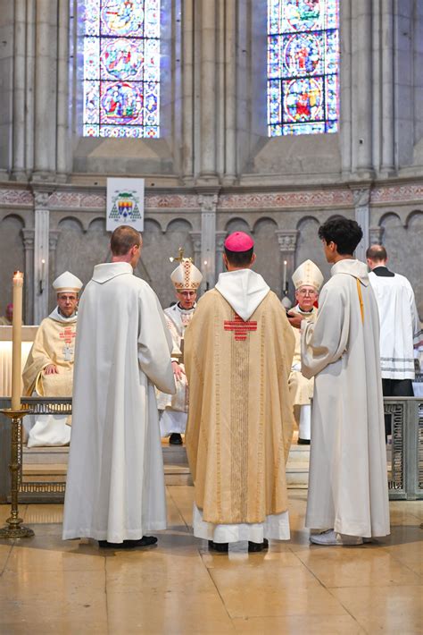 Ordination Piscopale De Mgr Lo C Lagadec Cr Dit Tekoaph Dioc Se