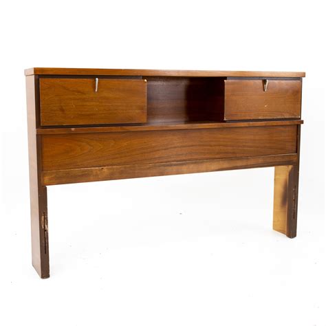 Johnson Carper Mid Century Walnut Bookcase Storage Full Headboard