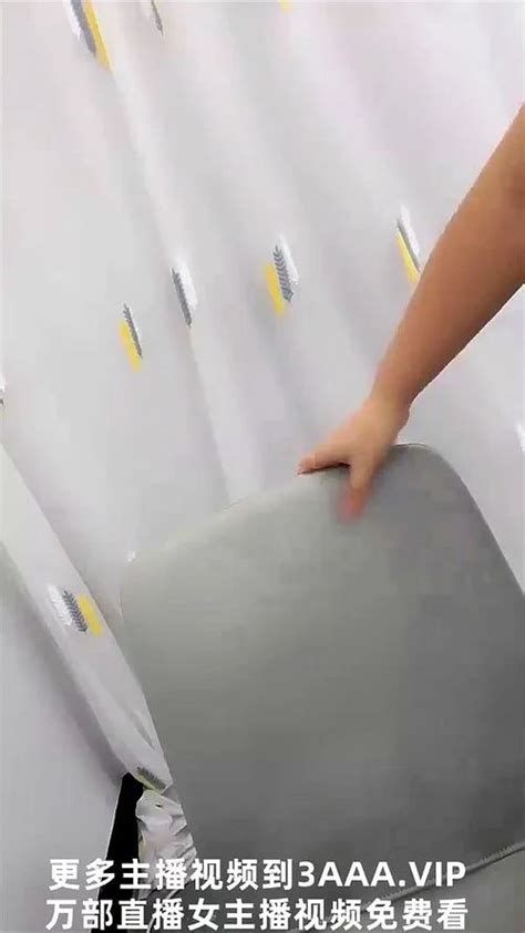 Watch 卧槽广东的赵佳欣奶子好大啊巨乳学妹太卷了拿着身份证脱光这大奶子又大又白直播 中国 国产 直播 Porn SpankBang