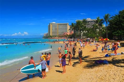 The Best Beaches In Honolulu & Oahu | Hawaii Travel Guide