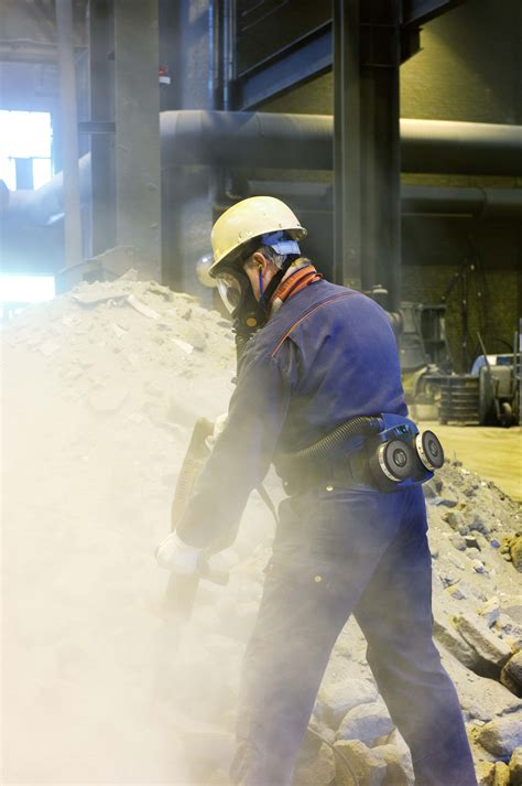 Sundström SR700 Particle PAPR – Safety Equipment Australia