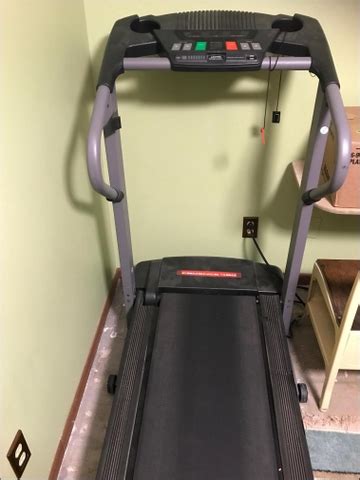 Weslo Cadence Treadmill Off