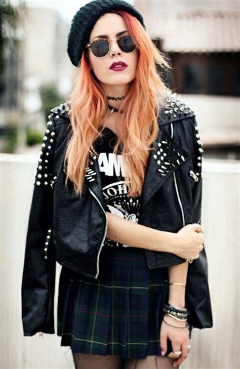 45 Notable Emo Style Outfits And Fashion Ideas