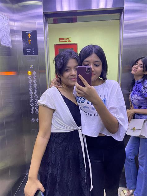 S (@simimallick_official) on Threads